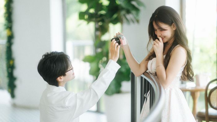 Cách các cặp đôi phản ứng trước tin vui của nhau có mối liên hệ chặt chẽ với mức độ hài lòng trong mối quan hệ. Ảnh: Chuotanhls/Pexels.