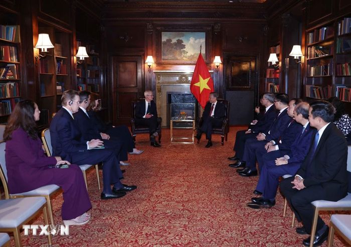  Tổng Bí thư, Chủ tịch nước Tô Lâm tiếp ông Tim Cook, Chủ tịch điều hành Tập đoàn Apple. 