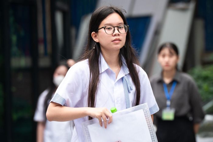 Dự kiến từ năm 2027, thí sinh không được cộng điểm khuyến khích nếu có chứng chỉ IELTS. Ảnh minh họa: Đinh Hà.