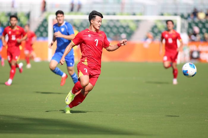 U23 Việt Nam gặp khó trước đối thủ có đẳng cấp cao. Ảnh: Hiếu Chiến.