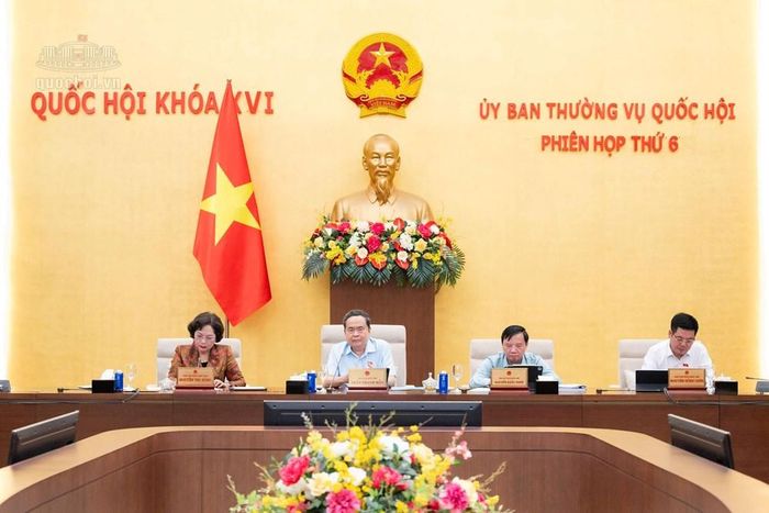 Ủy ban Thường vụ Quốc hội cho ý kiến về dự án Luật sửa đổi, bổ sung một số điều của Luật Thuế thu nhập doanh nghiệp, Luật Thuế sử dụng đất phi nông nghiệp, Luật Thuế thu nhập cá nhân
