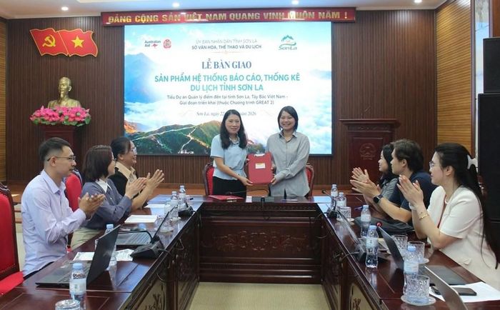 Việc bàn giao Hệ thống báo cáo, thống kê du lịch góp phần số hóa dữ liệu, nâng cao hiệu quả quản lý và điều hành hoạt động du lịch tỉnh Sơn La
