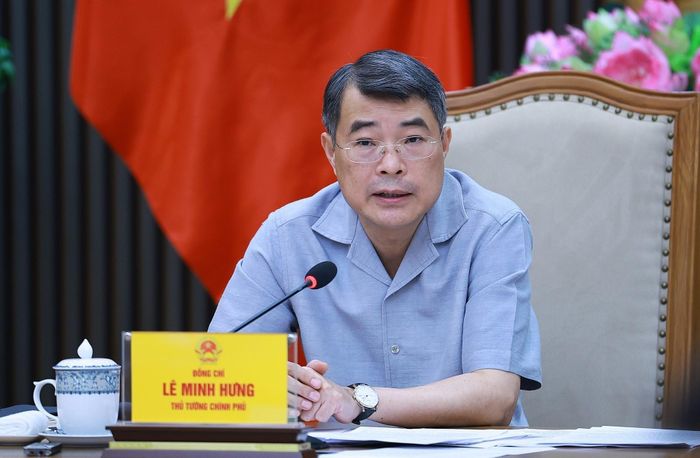 Thủ tướng Lê Minh Hưng chủ trì họp tháo gỡ khó khăn, vướng mắc, đẩy nhanh tiến độ các dự án giao thông trọng điểm. Ảnh: Dương Giang – TTXVN