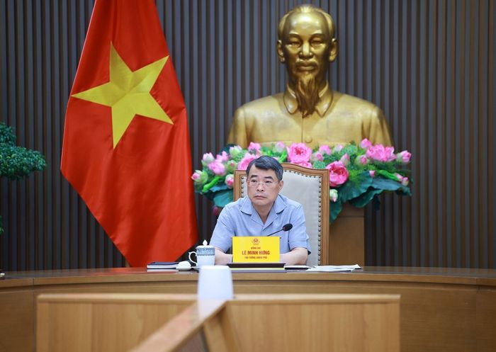 Thủ tướng Lê Minh Hưng chủ trì họp tháo gỡ khó khăn, vướng mắc, đẩy nhanh tiến độ các dự án giao thông trọng điểm. Ảnh: Dương Giang – TTXVN