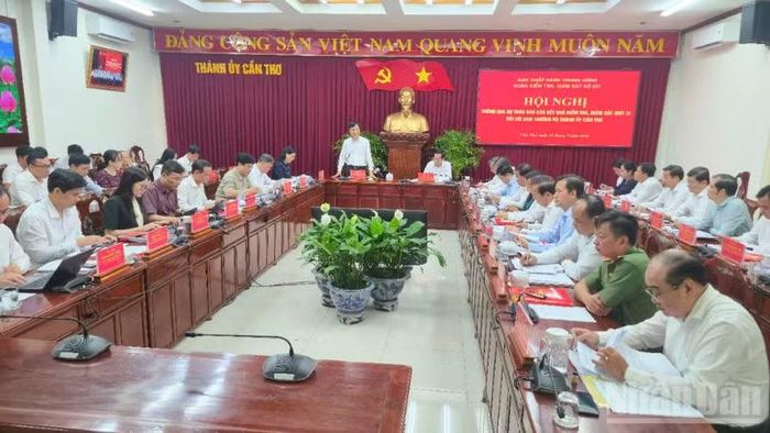Quang cảnh hội nghị. (Ảnh: VĂN ÚT)