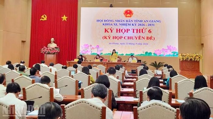 Quang cảnh kỳ họp thứ 6 Hội đồng nhân dân tỉnh An Giang. (Ảnh: QUỐC TRINH)