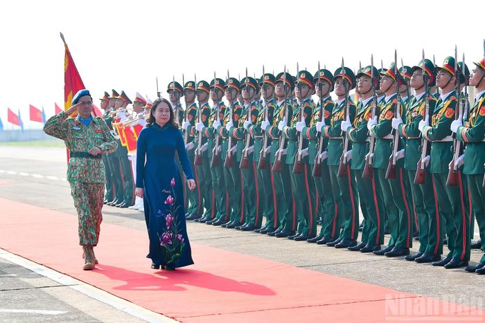 Phó Chủ tịch nước Võ Thị Ánh Xuân tại lễ xuất quân.