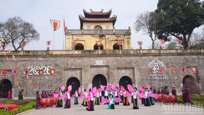 Di tích Đoan Môn tại Hoàng thành Thăng Long.