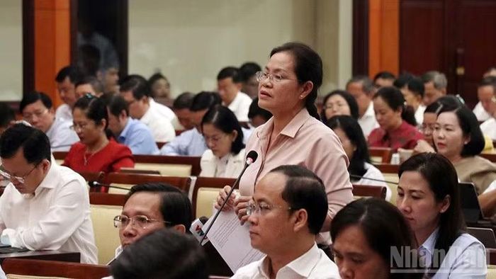 Đại biểu thảo luận tại hội nghị. (Ảnh: LINH BẢO)
