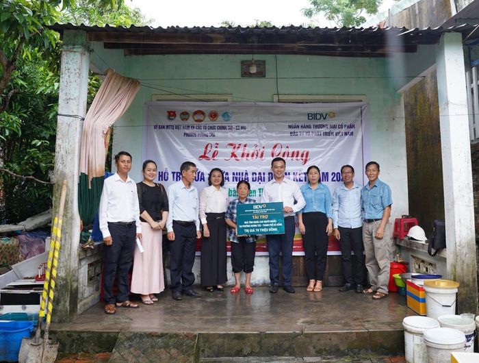 BIDV hỗ trợ 70 triệu đồng xây dựng nhà Đại đoàn kết cho gia đình bà Hà.