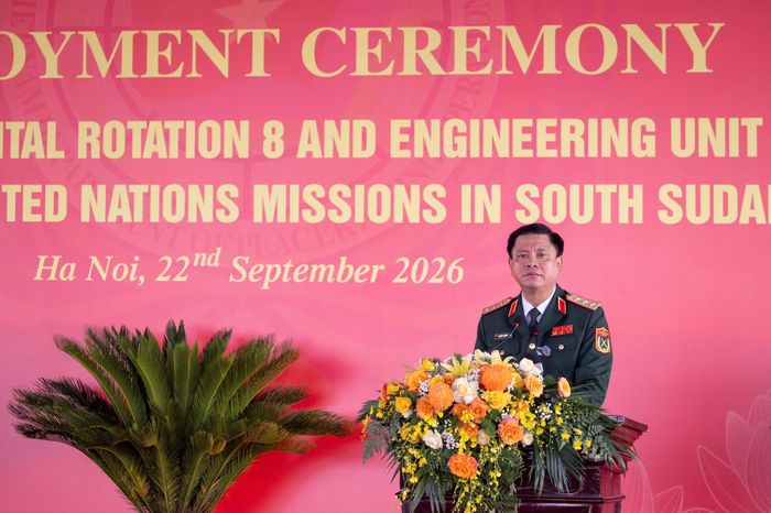  Thượng tướng Nguyễn Trường Thắng phát biểu giao nhiệm vụ. Ảnh: VIẾT CHUNG 