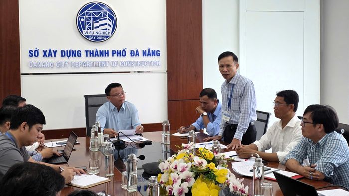Đại diện nhà thầu CIENCO 4 giải thích nguyên nhân chậm trễ trong thực hiện dự án. Ảnh: NGUYÊN KHÔI