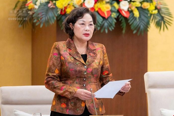 Phó Chủ tịch Quốc hội Nguyễn Thị Hồng phát biểu tổng kết nội dung thảo luận. Ảnh: CỔNG THÔNG TIN ĐIỆN TỬ QUỐC HỘI
