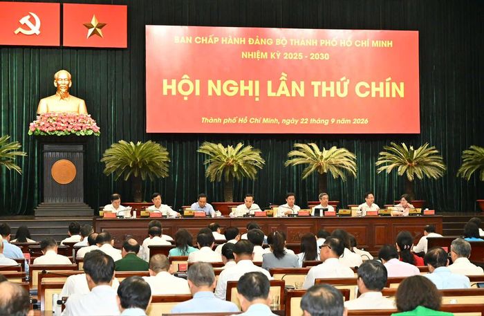Ban Chấp hành Đảng bộ TPHCM khóa I, nhiệm kỳ 2025-2030 tổ chức Hội nghị lần thứ 9 (mở rộng). Ảnh: VIỆT DŨNG