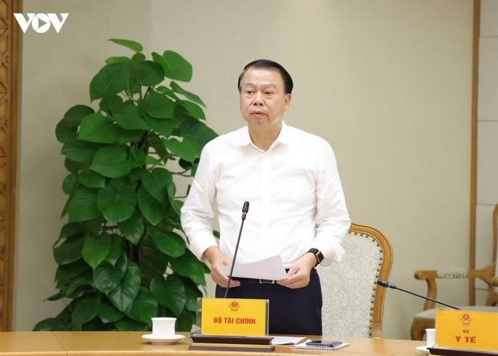 Thứ trưởng Bộ Tài chính Nguyễn Đức Chi phát biểu tại buổi làm việc.