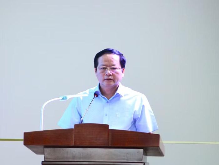 Ông Lê Văn Côn - Giám đốc Trung tâm Dịch vụ việc làm tỉnh Hưng Yên (Sở Nội vụ tỉnh Hưng Yên). Ảnh: Đinh Chiến