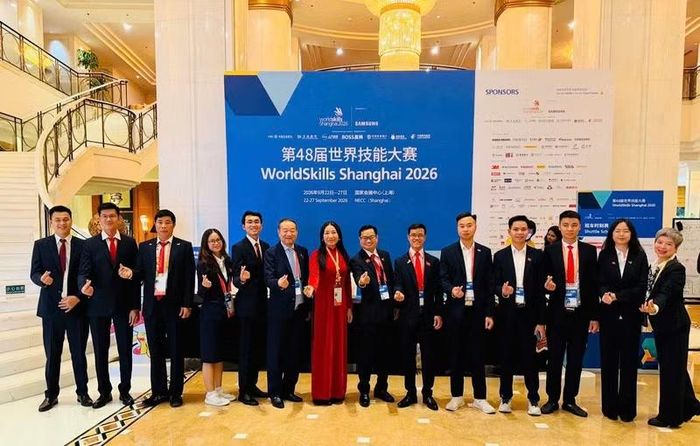 Tham dự Kỳ thi Kỹ năng nghề thế giới 2026, Đoàn Việt Nam có 12 thí sinh tranh tài ở 11 nghề. Trong số đó có những nghề mới được tổ chức như Công nghệ xe cơ giới hạng nặng, Chăm sóc sức khỏe và xã hội...