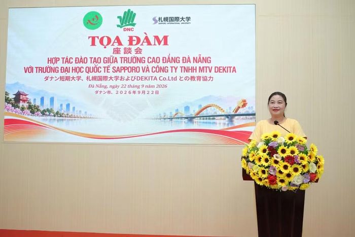 PGS.TS Vũ Thị Phương Anh, Quyền Hiệu trưởng Trường Cao đẳng Đà Nẵng.
