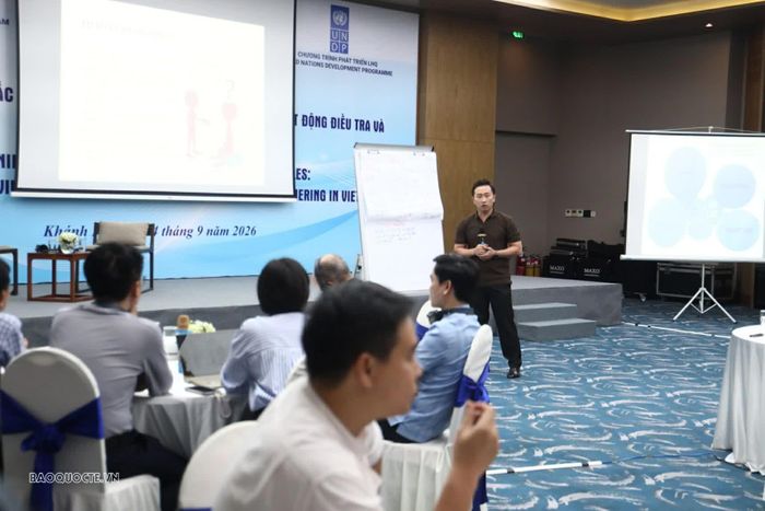 Học viên tham gia thuyết trình tại buổi tập huấn. (Ảnh: Thành Long)