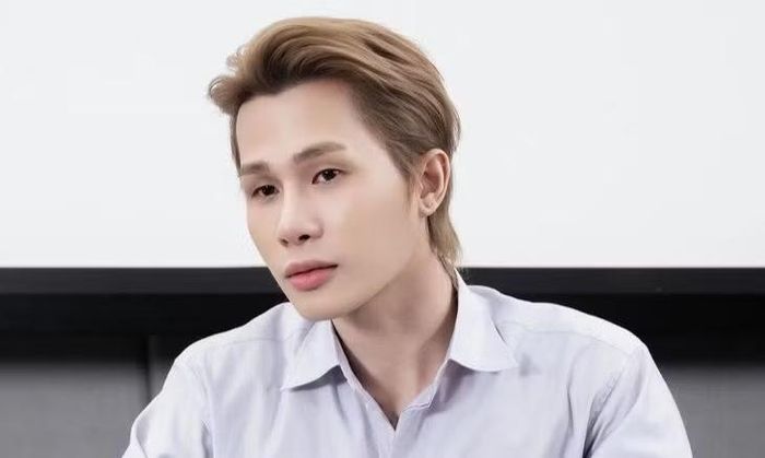 Tại phiên tòa 22/9, Jack cho biết anh cảm thấy có lỗi với con và mong muốn con gái có tên cha trên giấy tờ.