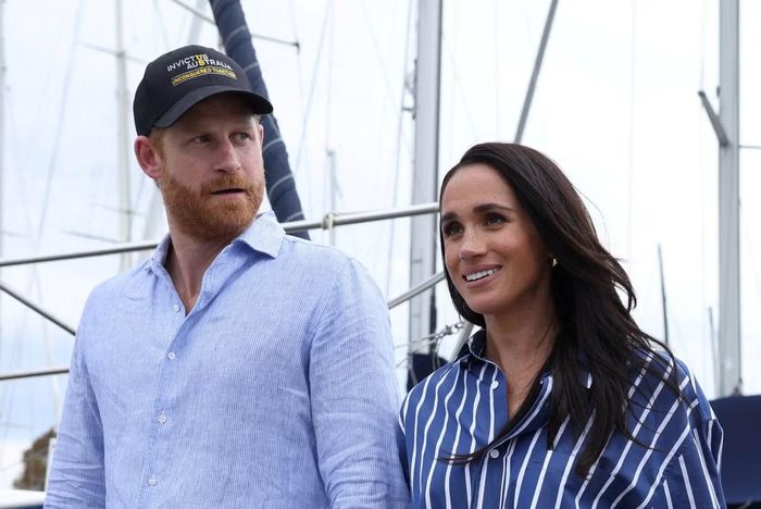 Sự trở về của Harry và Meghan khiến tình hình Hoàng gia Anh thêm phức tạp. Ảnh: Reuters.