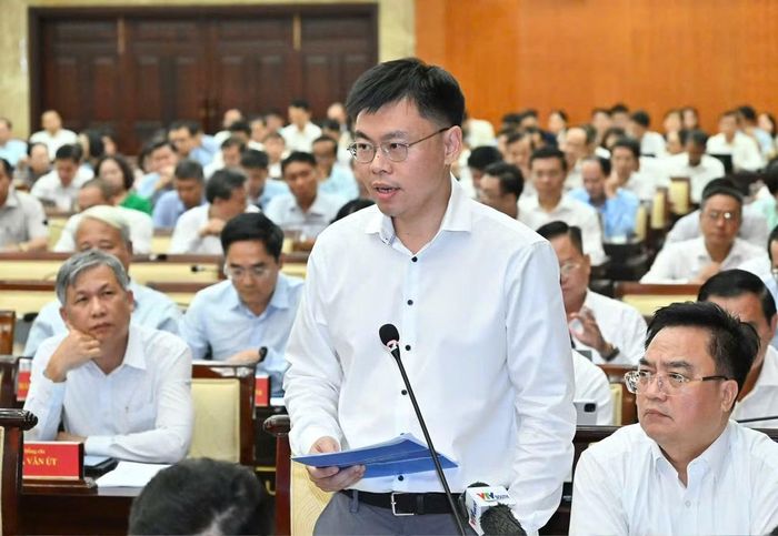 Ông Trương Minh Huy Vũ trao đổi tại hội nghị. Ảnh: Việt Dũng