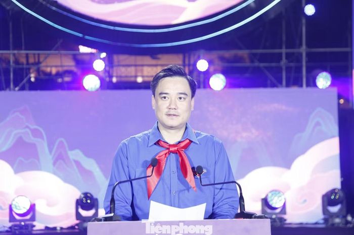 Bí thư Thành Đoàn Bắc Ninh Trần Văn Đăng phát biểu tại chương trình.