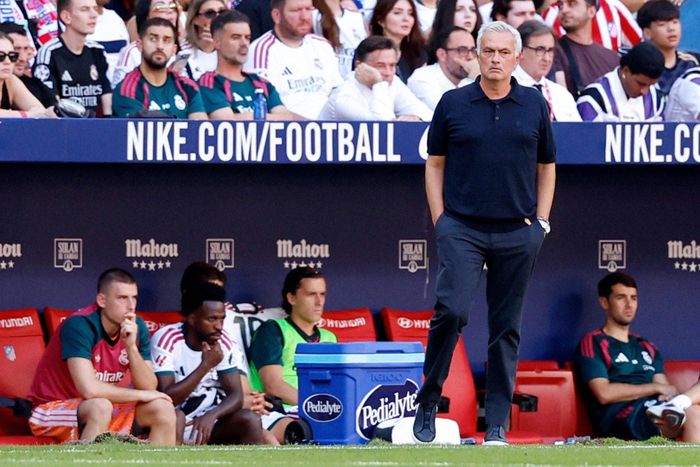 Mourinho có nhiều việc phải làm với đội hình Real Madrid. Ảnh: Diario AS