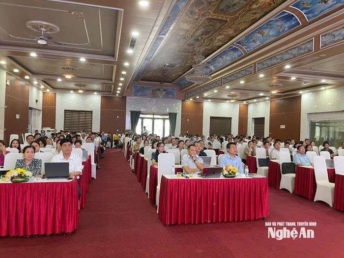 Toàn cảnh cuộc tập huấn.