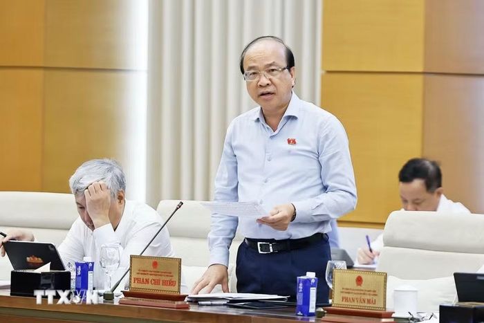 Chủ nhiệm Ủy ban Pháp luật và Tư pháp của Quốc hội Phan Chí Hiếu phát biểu. (Ảnh: Doãn Tấn/TTXVN)
