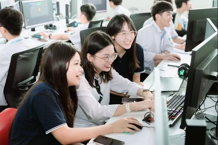 Giờ học của sinh viên Trường Đại học Anh quốc. (Ảnh minh họa: Vietnam+)