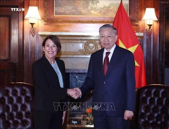 Tổng Bí thư, Chủ tịch nước Tô Lâm tiếp bà Sarah A. Soule, Hiệu trưởng Trường kinh doanh Stanford, thuộc Đại học Stanford.