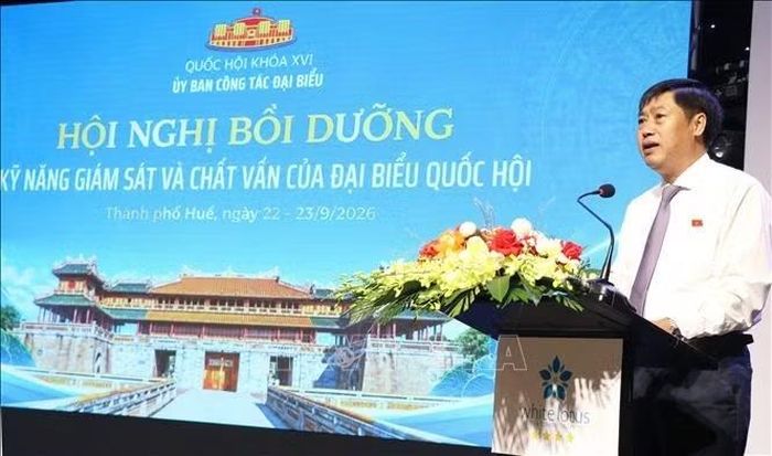 Ông Nguyễn Hữu Đông, Ủy viên Trung ương Đảng, Phó Trưởng Ban Tổ chức Trung ương, phát biểu khai mạc hội nghị.