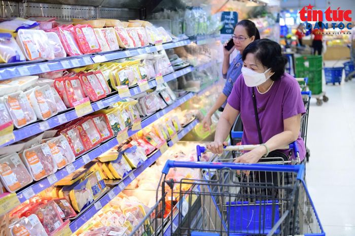 Các dịch vụ bán lẻ có sự tăng trưởng khả quan trong thời gian qua.
