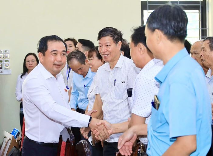 Bí thư Thành ủy Hà Nội tại buổi tiếp xúc cử tri trước kỳ họp Quốc hội.