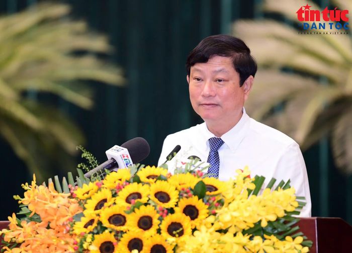 Ông Võ Văn Minh, Chủ tịch HĐND TP Hồ Chí Minh phát biểu bế mạc kỳ họp trong ngày 22/9.