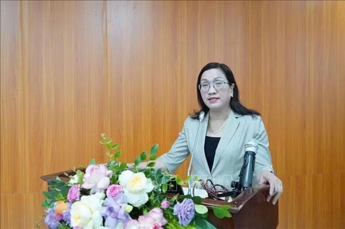 TS Đinh Thị Mai, Phó Chủ tịch Viện Hàn lâm Khoa học xã hội Việt Nam phát biểu khai mạc Hội thảo khoa học quốc gia.