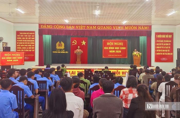 Nhà trường tăng cường kết nối với gia đình nhằm hỗ trợ học sinh trong quá trình giáo dục và chuẩn bị trở về cộng đồng.