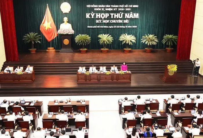 Quang cảnh kỳ họp