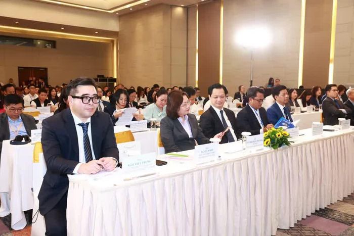  Các đại biểu tham dự sự kiện. Ảnh: LƯU THỦY 