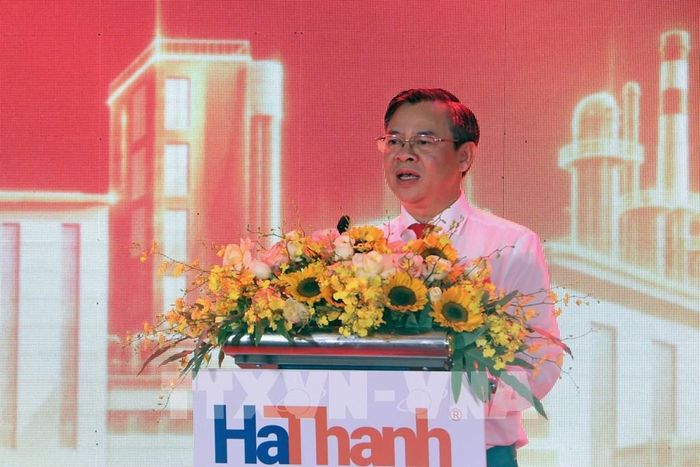 Chủ tịch UBND thành phố Cần Thơ Trương Cảnh Tuyên phát biểu tại lễ khánh thành. Ảnh: Trung Kiên - TTXVN