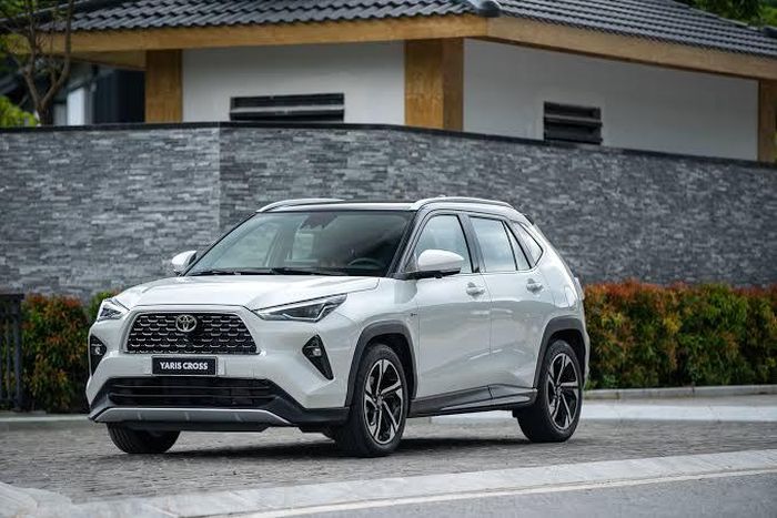 Toyota giữ khoảng cách đáng kể với nhóm phía sau và tiếp tục là thương hiệu xe nước ngoài có doanh số cao nhất tại Việt Nam là 47.043 xe sau 8 tháng.