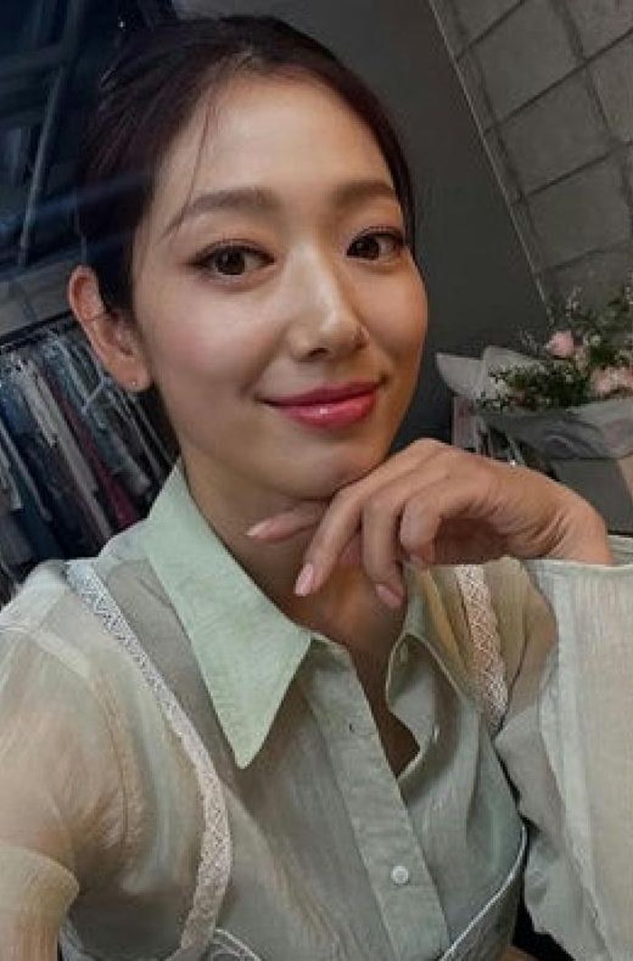 Hình ảnh của Park Shin Hye trước khi hạ sinh con thứ 2.