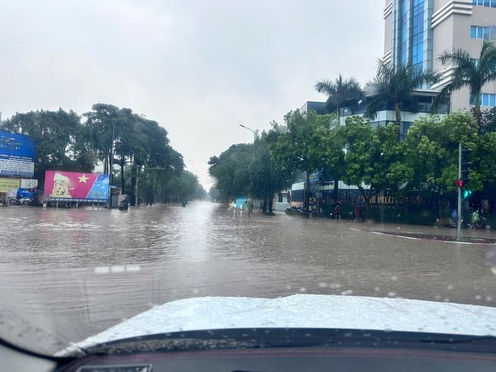 Hà Nội hướng tới xây dựng hệ thống hạ tầng có khả năng chủ động ứng phó với những trận mưa lớn