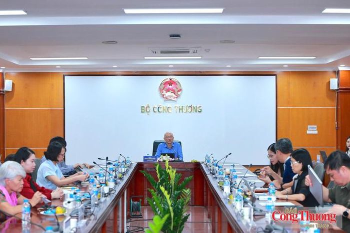 Hội nghị Trao đổi giải pháp giảm chi phí logistics nhằm thúc đẩy xuất khẩu