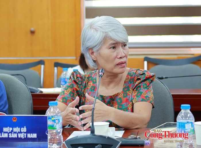 Bà Nguyễn Thị Thu Liên kiến nghị nhiều giải pháp tháo gỡ khó khăn cho xuất khẩu dừa và trái cây tươi