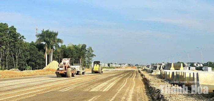 Các hạng mục thuộc Dự án Đại lộ Nam sông Mã giai đoạn 2 đang được triển khai gấp rút.