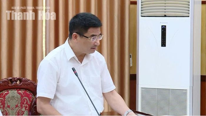 Trưởng Thuế tỉnh Thanh Hóa Nguyễn Văn Thủy phát biểu tại hội nghị.