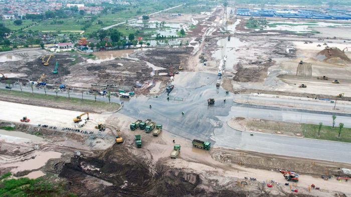 Theo quy hoạch, đại lộ 120m là tuyến giao thông chính qua khu B của Khu đô thị Thể thao Quốc tế Hà Nội. Tuyến đường chạy qua khu vực bố trí các công trình thể thao, khu đô thị và hệ thống dịch vụ, kết nối khu vực sân vận động với mạng lưới đường bên ngoài. 