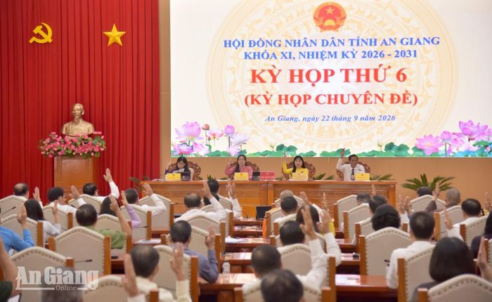 Quang cảnh Kỳ họp thứ 6.